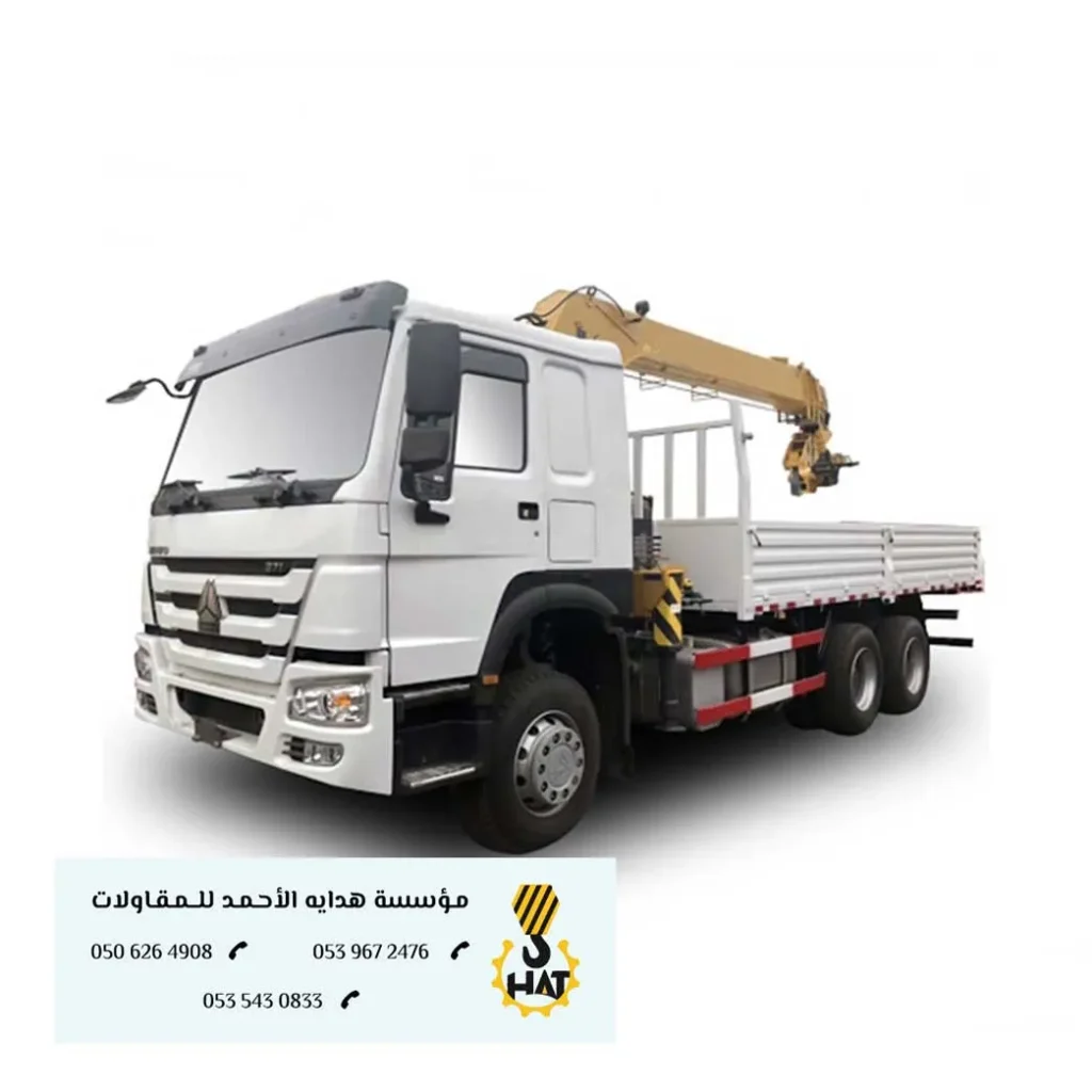 صورة مقربة لكابينة مشغل كرين (رافعة) أثناء العمل